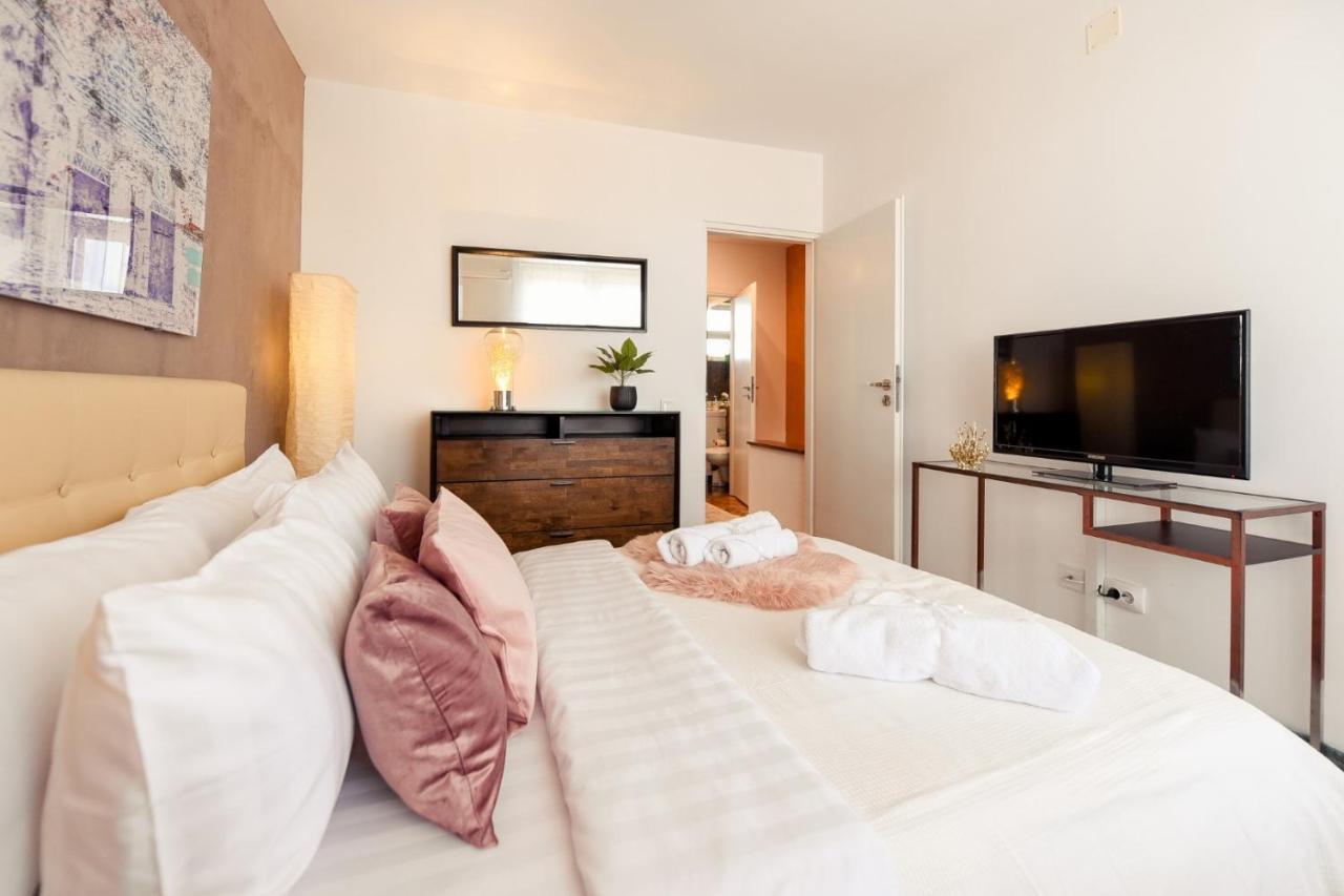 Apartamento Spectacular Views & Modern Comfort: Your Dream Duplex In Central Bucarest Exterior foto